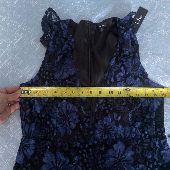 NWT Lulus Molinetto Navy Blue Lace Ruffled Tiered Sleeveless Maxi Dress - Picture 9 of 10